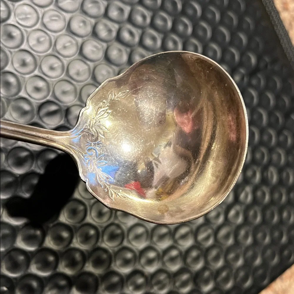 William Wm. Rogers & Son AA 1915 Hampden set of 9 Silver plated teaspoons VGUC